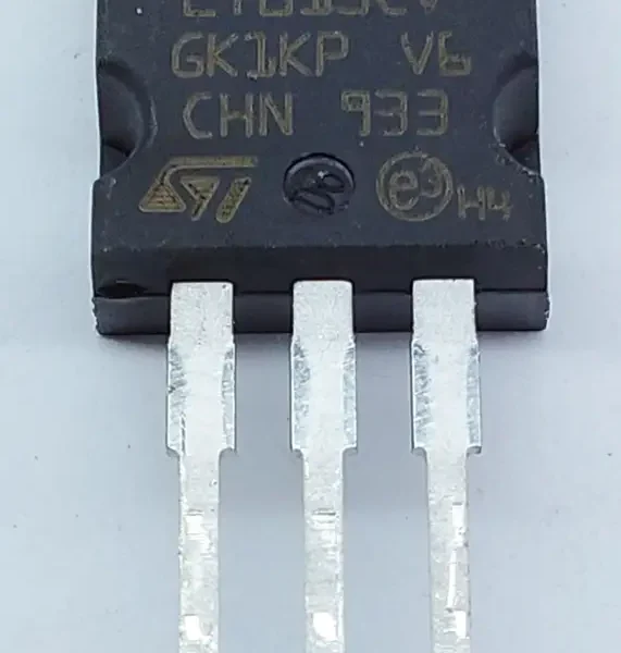 Linear Voltage Regulator L7815CV